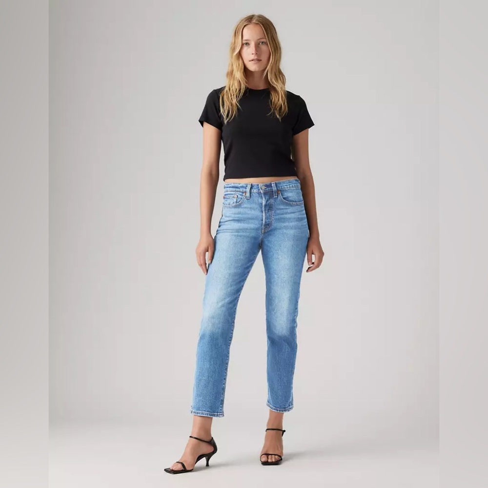 Levi's Light Blue Straight Leg Women's Jeans